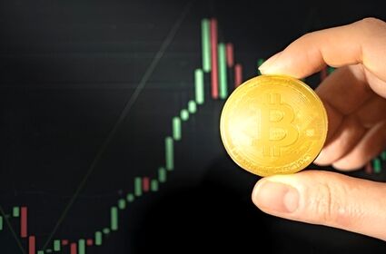 توقف بیت‌کوین زیر محدوده اوج تاریخی؛ نشانه‌هایی از جهش دوباره دیده می‌شود