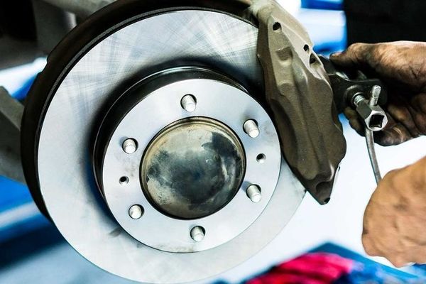 اگه ماشین ترمز برید چیکار کنیم؟