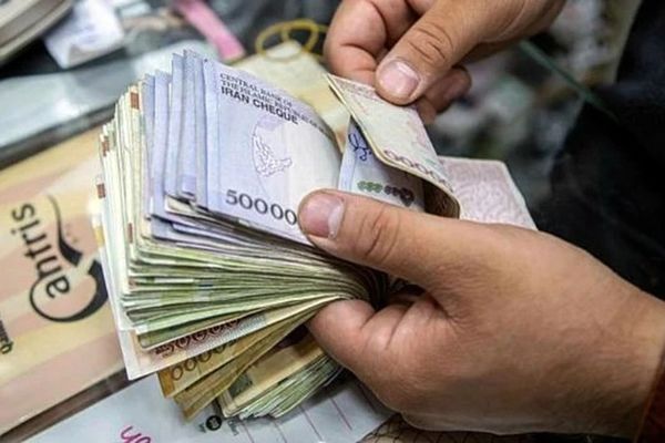 حقوق کارمندان در سال ۱۴۰۳ معلوم شد | کف حقوق کارمندان مشخص شد 