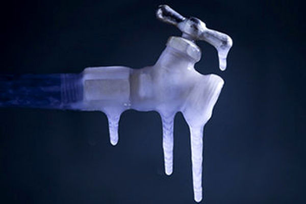 با این روش ها لوله های یخ زده خود را به راحتی باز کنید