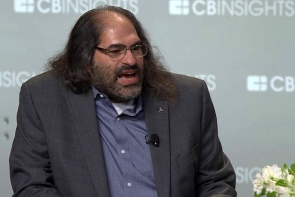 دیوید شوارتز: حتی با وجود رشد خیره‌کننده XRP ثروت هنگفتی ندارم