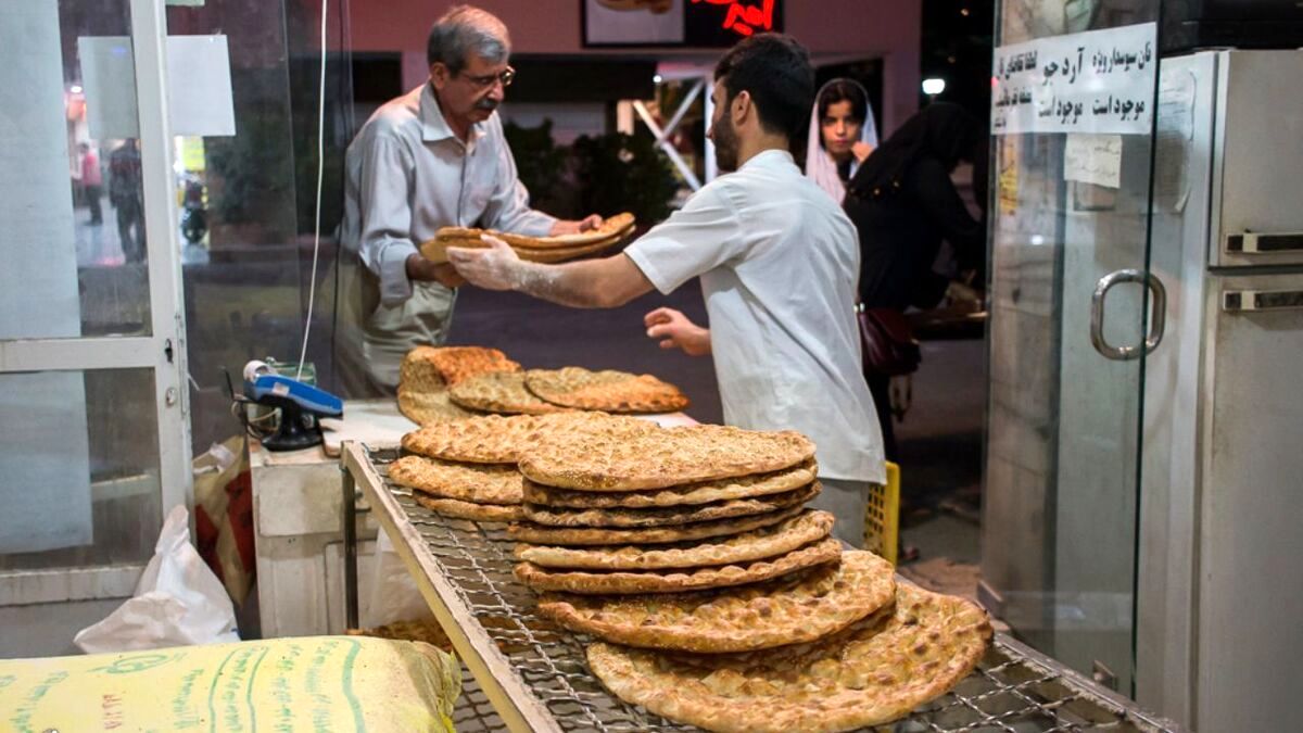 کمک هزینه دولت به نانوایان | تصمیم جدید دولت برای نانوایان 