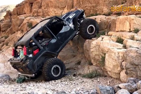 صخره نوردی با پاترول واکنش عجیب راننده | صعودی که به سقوطی هولناک تبدیل شد

