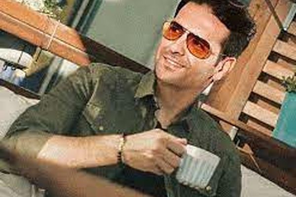 عکس هایی از خانواده فوق جذاب امیر حسین آرمان | امیر حسین آرمان بیشتر شبیه مادرش است یا پدرش ؟