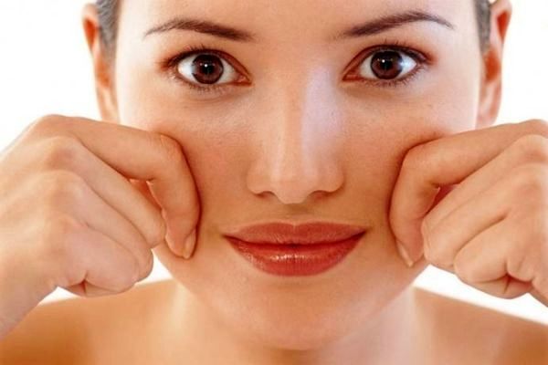 بررسی ۷ عادت که باعث پیری زودرس می‌شوند | برای جلوگیری از پیری این عادت‌ها را ترک کنید!