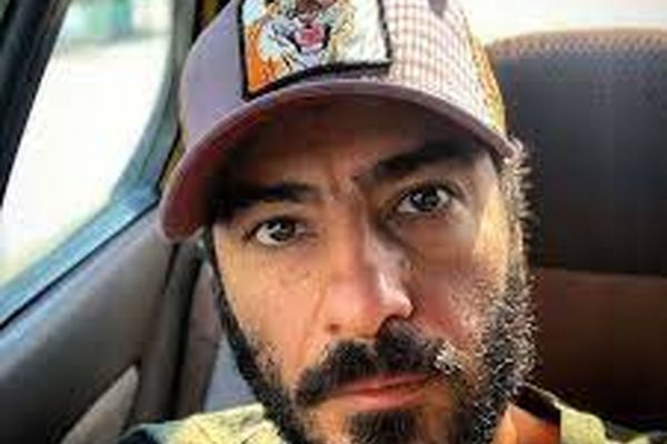 لحظاتی از فیلم متری شیش و نیم که همیشه همراه نوید محمد زاده شد | چرایی سفید شدن بخشی از موهای نوید محمدزاده در فیلم متری شیش و نیم +ویدیو