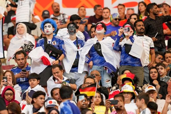 فرهنگ جالب عذر خواهی در ژاپنی ها | سرمربی ژاپن همه را شوکه کرد 