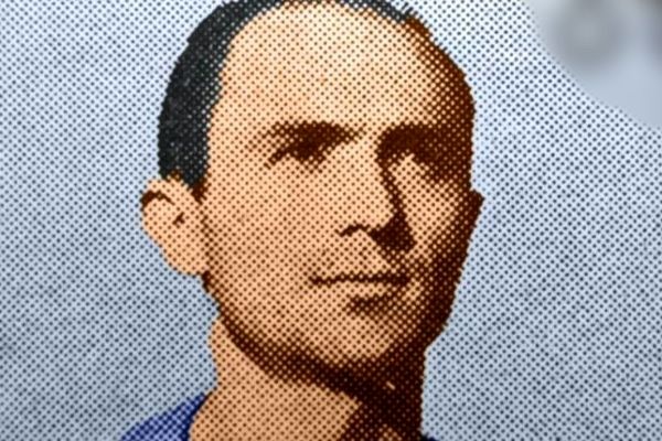 گارنیک مهرابیان فوتبالیست سابق استقلال در گذشت