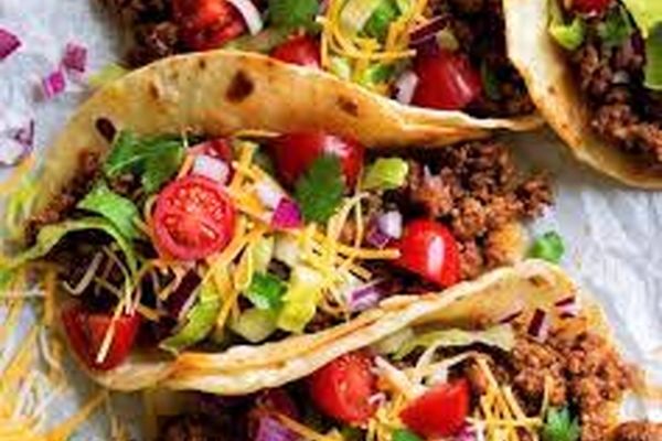 طرز تهیه تاکو غذای مکزیکی | به راحتی با دو قلم مواد  تو خونه غذای مکزیکی درست کن