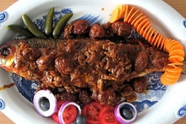 ماهی بخور تا لاغر شی | ترفندهای جلوگیری از پیچیدن بوی بد ماهی در خونه + ویدئو