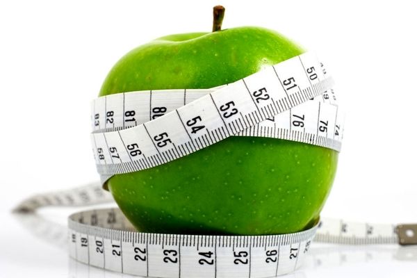 10 راه ساده برای خوردن کربوهیدرات کمتر و کاهش وزن راحت تر | وزن خود را به سادگی پایین بیاورید