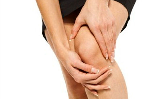 با این چند ترفند ساده حتی در 100 سالگی هم زانو درد به سراغ شما نمی آید